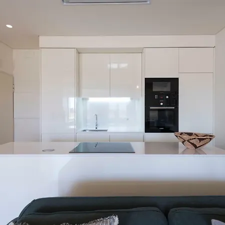 Apartment Lovelystay - Palmtree Rooftop W/ Spectacular View Porto