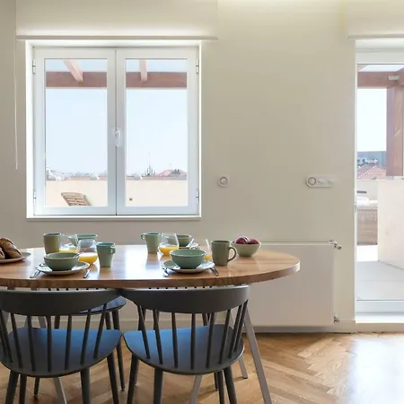 Apartment Lovelystay - Palmtree Rooftop W/ Spectacular View Porto