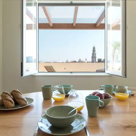 Lovelystay - Palmtree Rooftop W/ Spectacular View * Porto